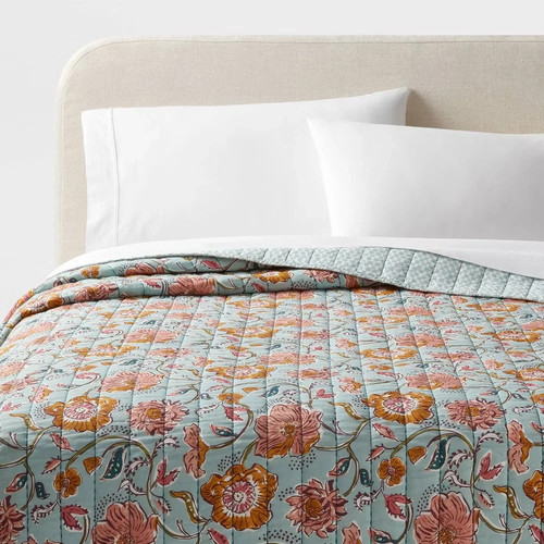 King earthy vines quilt light - vines,